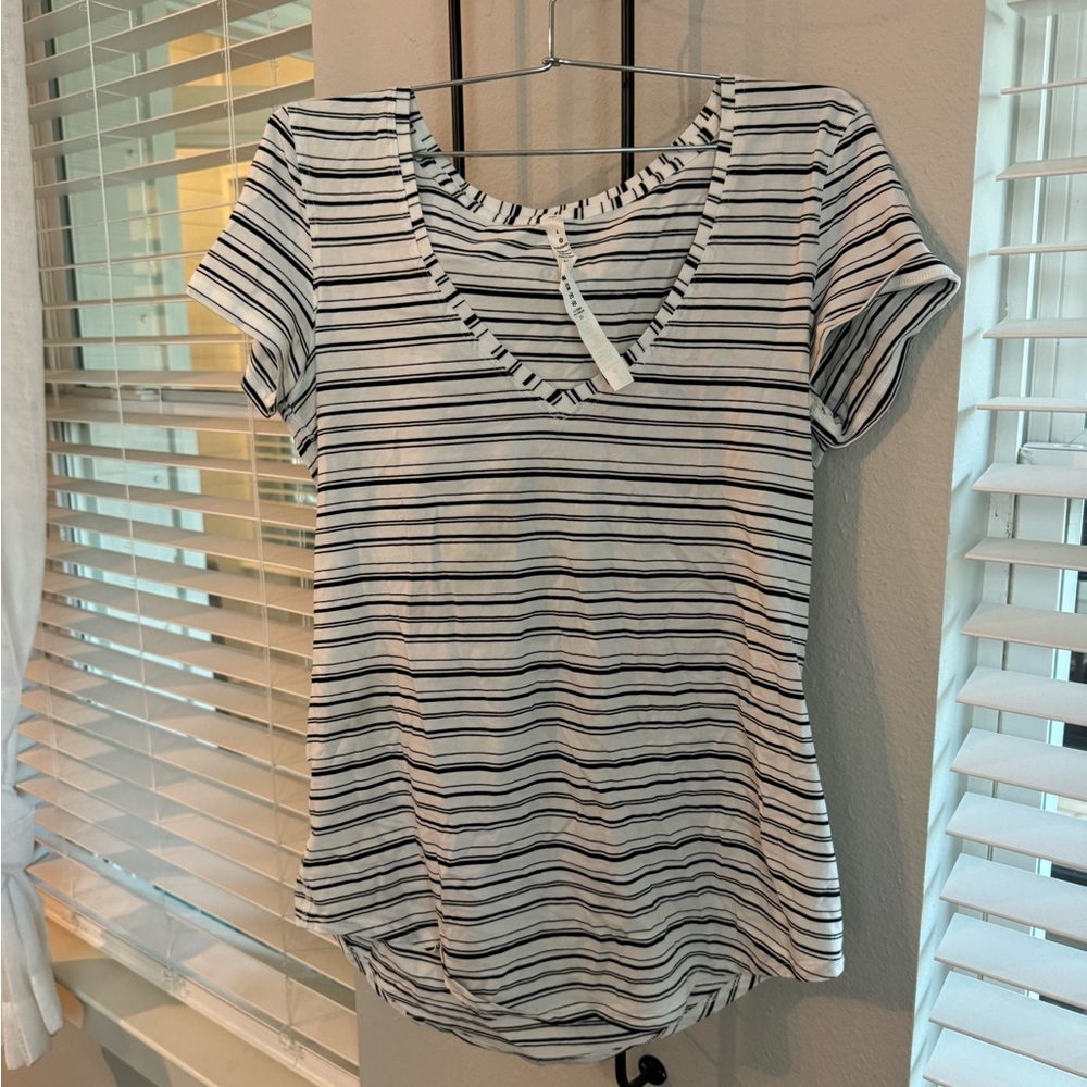 Lululemon top